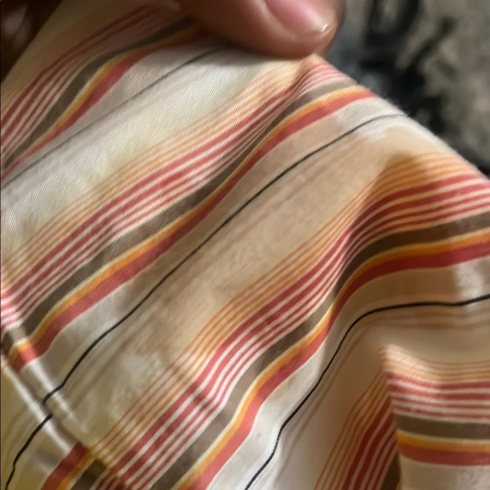 Columbia Cream Tote Bag with Textured Design - Picture 7 of 7